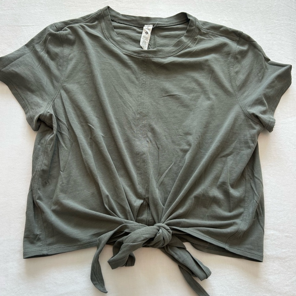 Lululemon Tie Front Crop Top